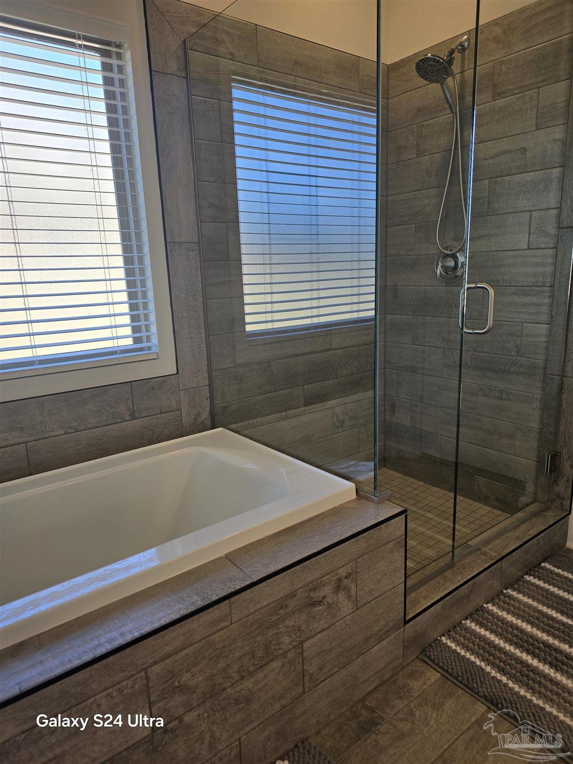 2467 Timsbury Loop Cantonment, FL 32533 - Photo 16 of 35