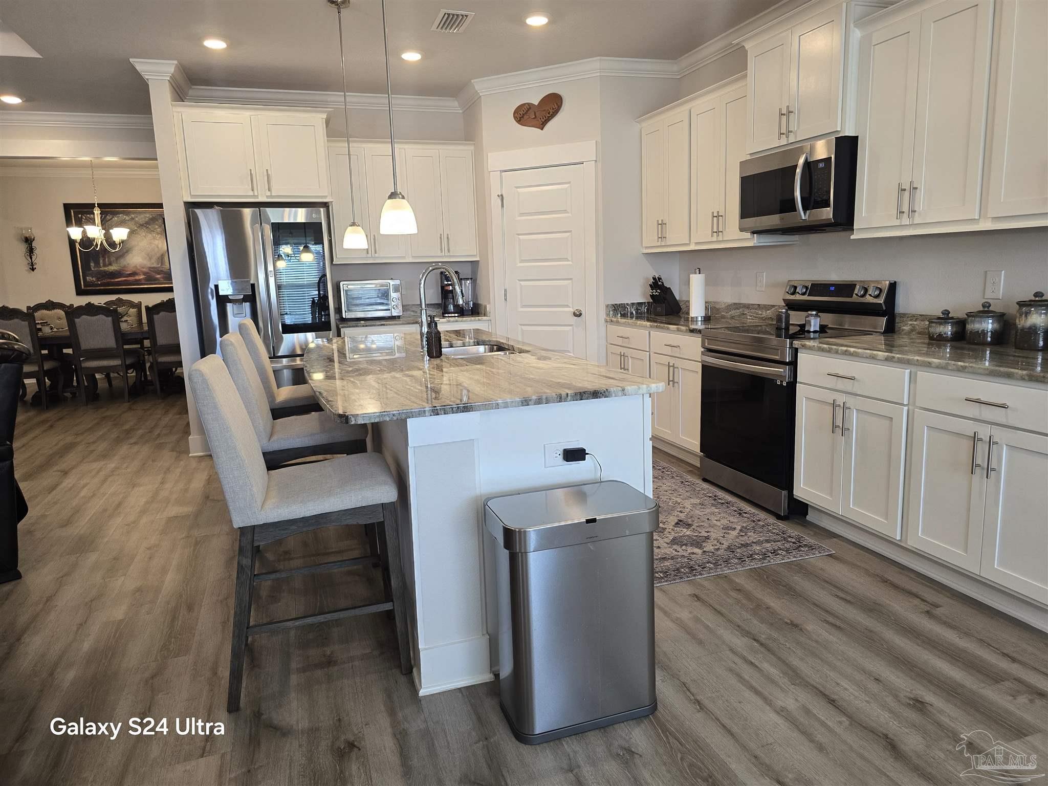 2467 Timsbury Loop Cantonment, FL 32533 - Photo 8 of 35