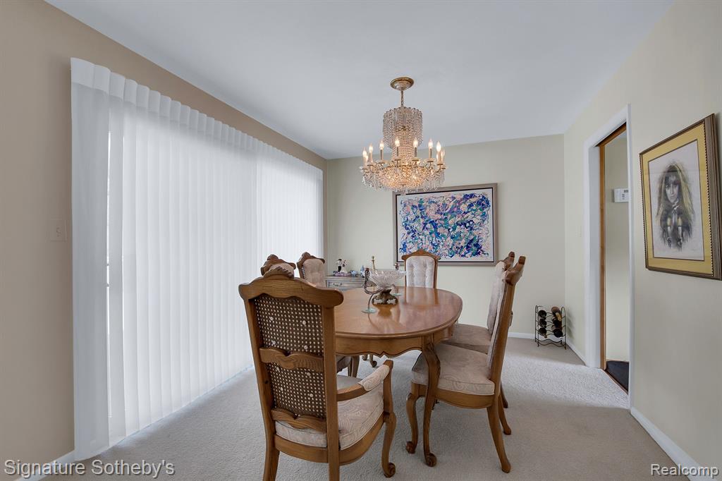 7252 Stonebrook Road West Bloomfield, MI 48322 - Photo 14 of 38