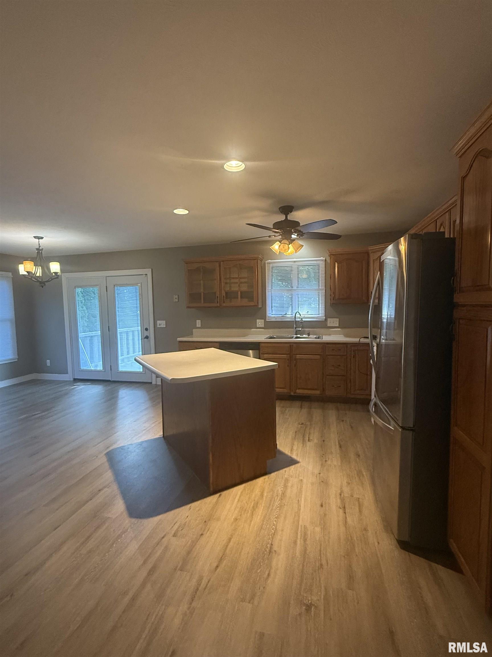 213 Appomattox Drive Springfield, IL 62711 - Photo 5 of 17