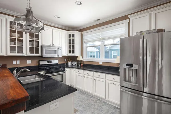 $469,000 | 11 River Row, Ottawa, IL 61350