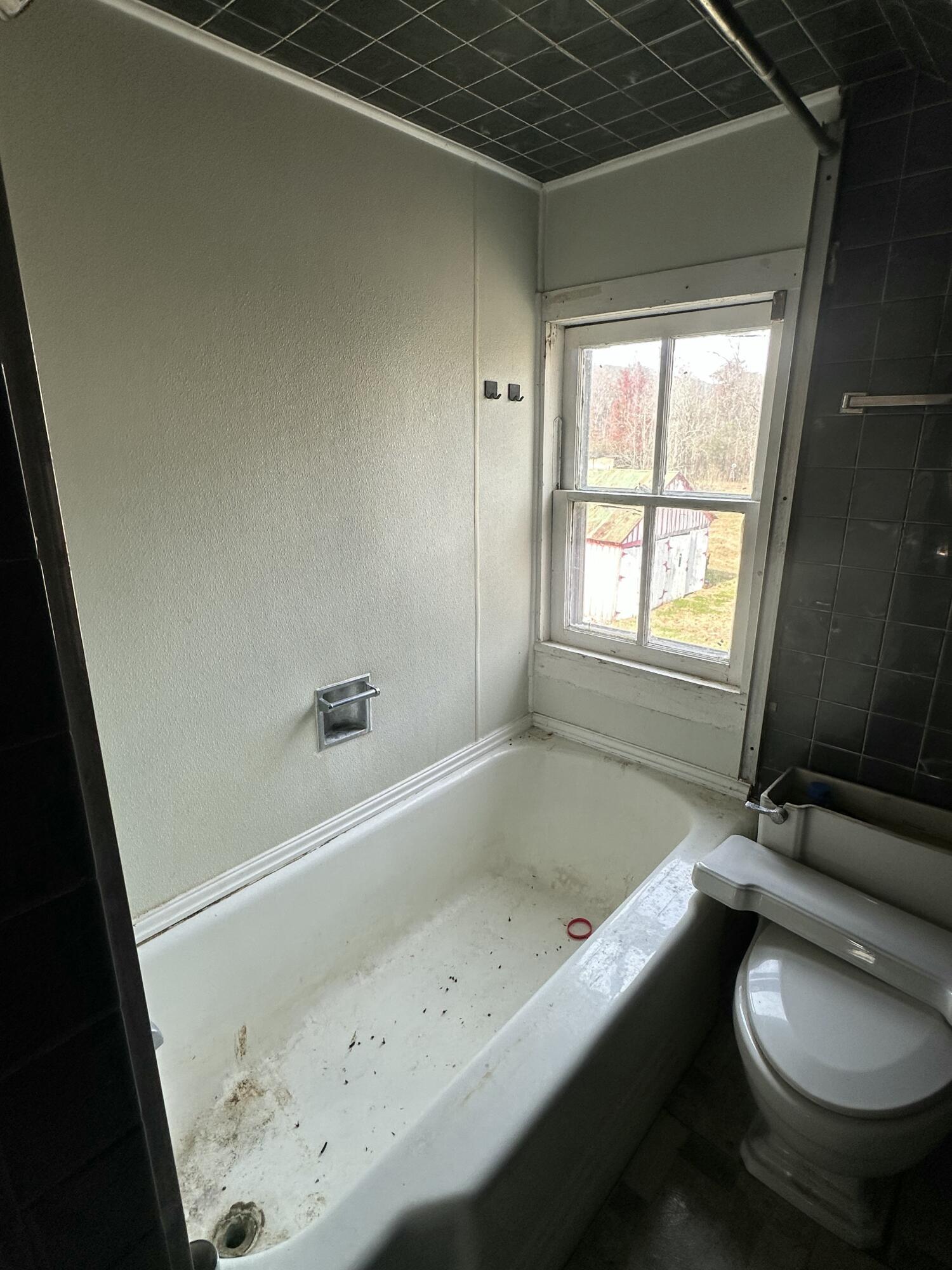 6729 Old Dunlap Road Whitwell, TN 37397 - Photo 20 of 33 IMG_7907