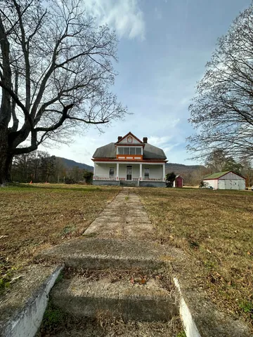 $215,000 | 6729 Old Dunlap Road, Whitwell, TN 37397