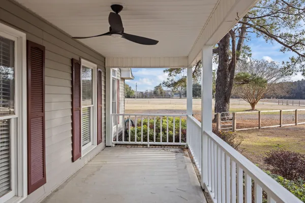 $545,000 | 477 Grooms Road, Cross, SC 29436