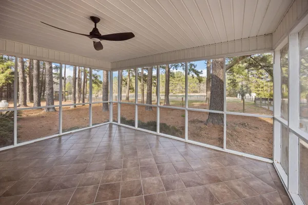 $545,000 | 477 Grooms Road, Cross, SC 29436