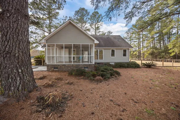 $545,000 | 477 Grooms Road, Cross, SC 29436