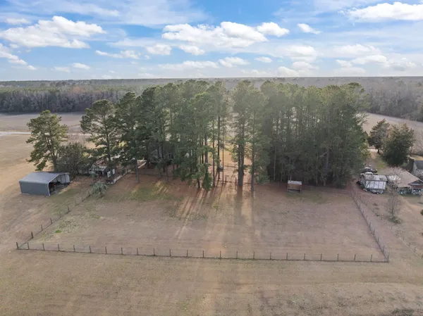 $545,000 | 477 Grooms Road, Cross, SC 29436