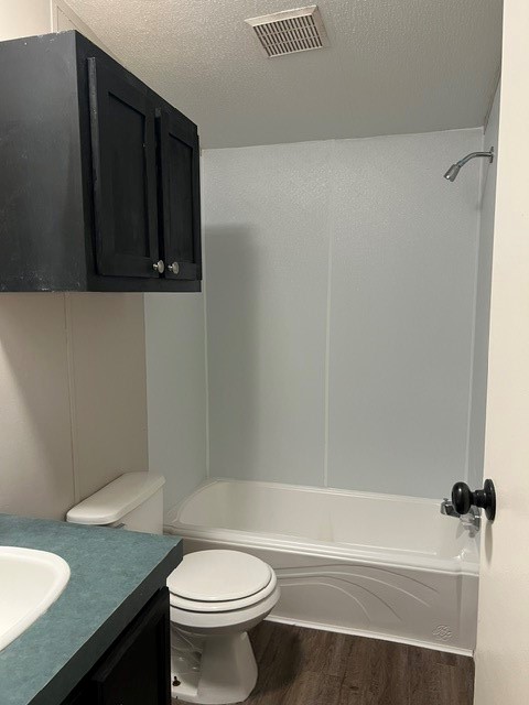 16469 Spring Rain Court Conroe, TX 77302 - Photo 16 of 18 Second Full Bath Room