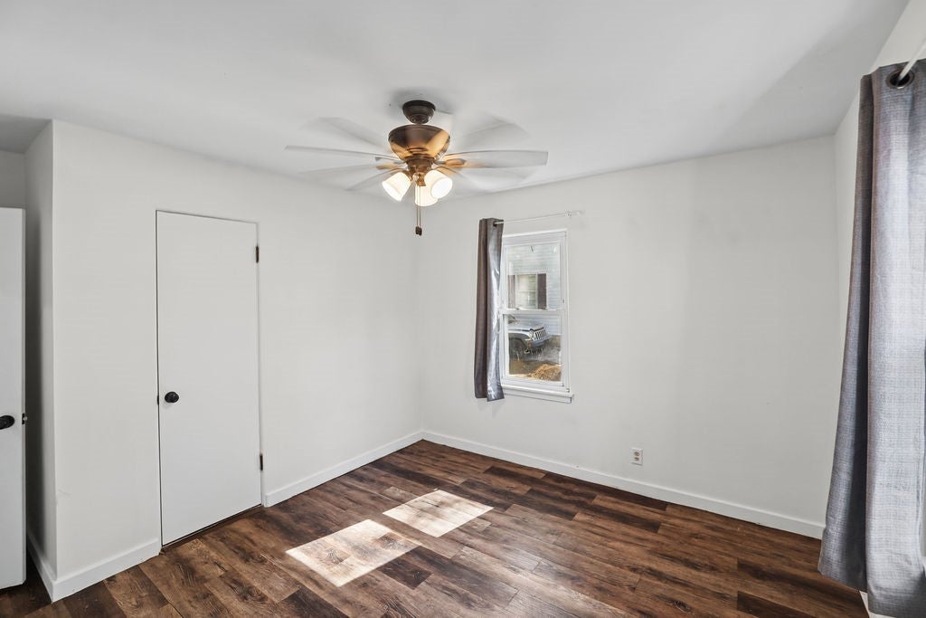 2832 North Fairview Avenue Decatur, IL 62526 - Photo 7 of 27 Gallery Image 7