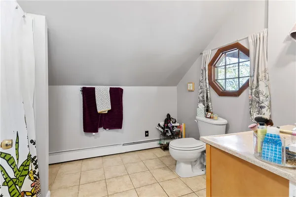$2,200 | 122 Governor Street, Unit 2, Providence, RI 02906