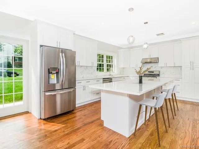 $1,599,000 | 1 Kewanee Road, New Rochelle, NY 10804