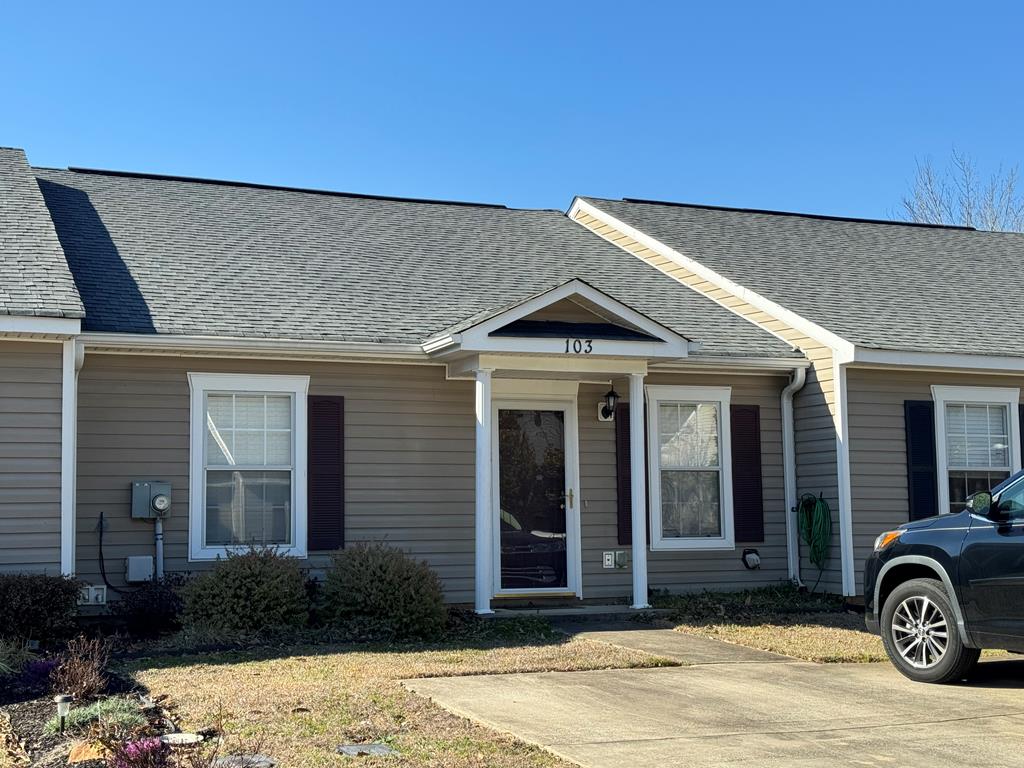 103 Rhett Court Greenwood, SC 29649 - Photo 1 of 1 Gallery Image 1