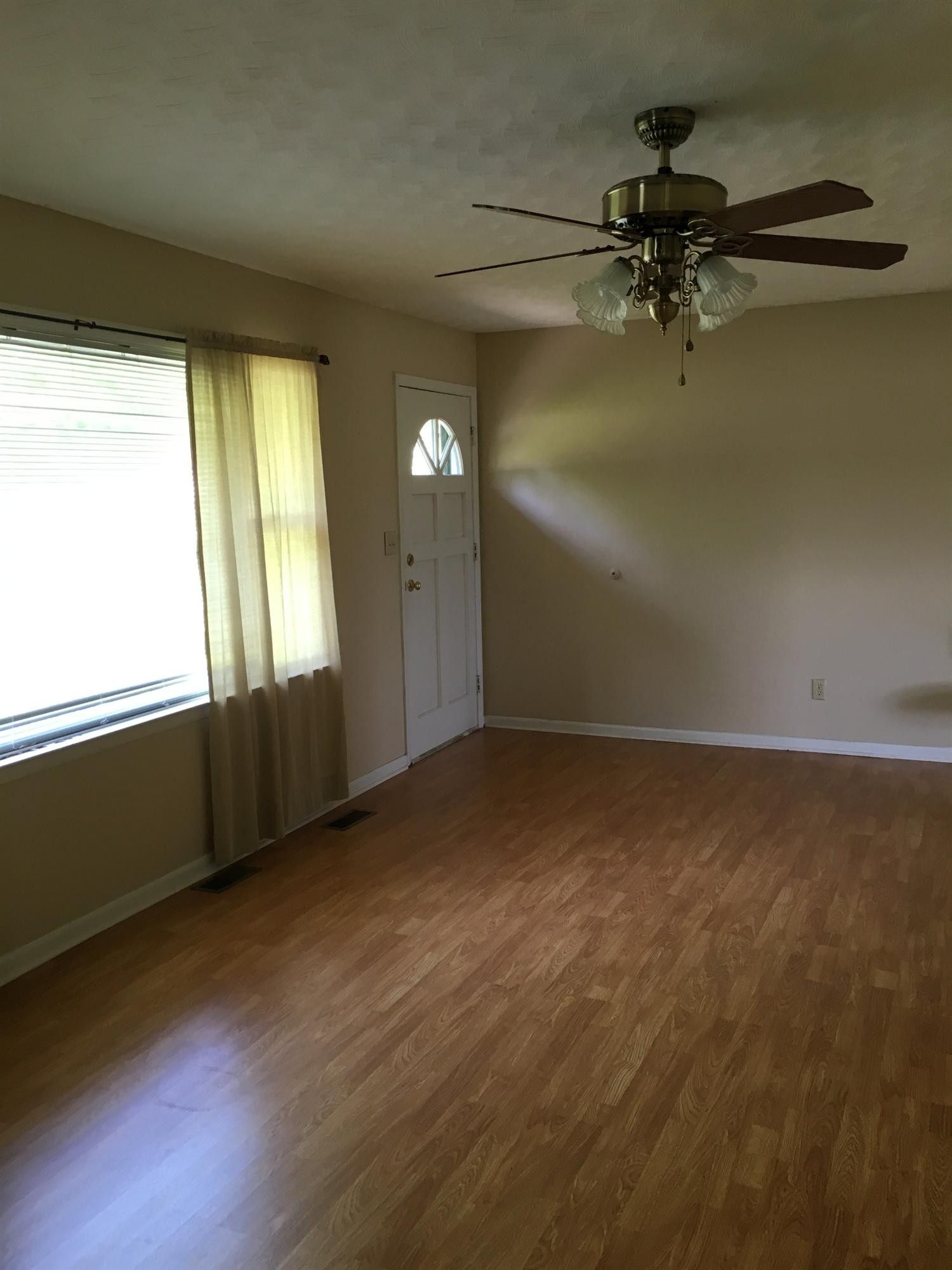 1765 Doe Creek Road Irvine, KY 40336 - Photo 10 of 27 Photo 10