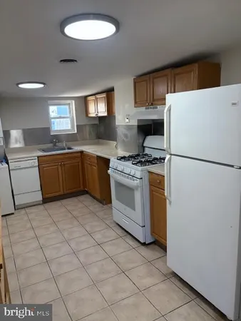 $1,500 | 1817-19 East Passyunk Avenue, Philadelphia, PA 19148