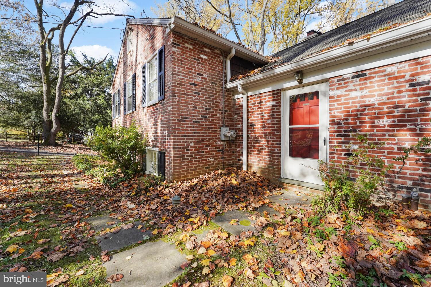 51 Paper Mill Road Newtown Square, PA 19073 - Photo 2 of 37