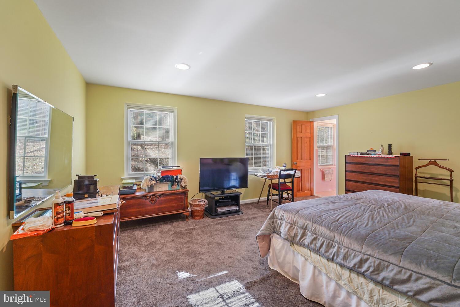 51 Paper Mill Road Newtown Square, PA 19073 - Photo 21 of 37