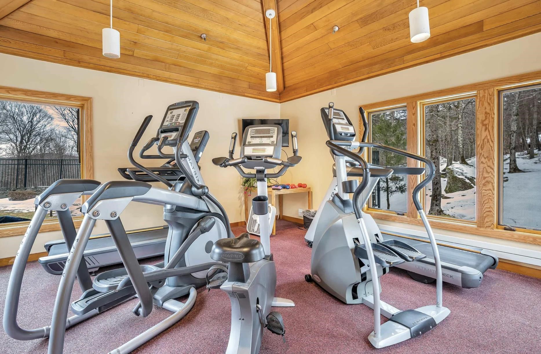 112 High Ridge Road, Unit 4 Killington, VT 05751 - Photo 5 of 8 Gallery Image 5