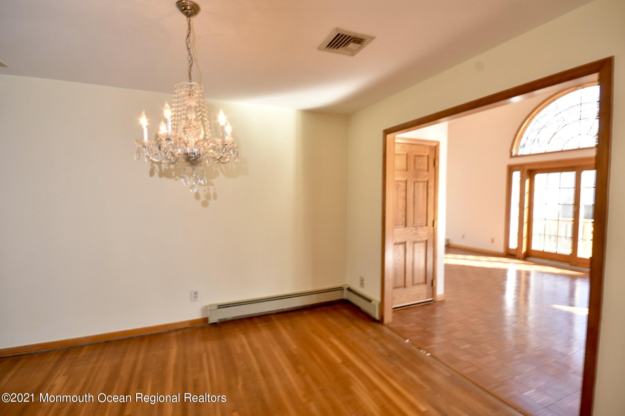 306 Van Zile Road Brick, NJ 08724 - Photo 8 of 29 D712B1FA-D730-4824-B86A-42F02FBF325E