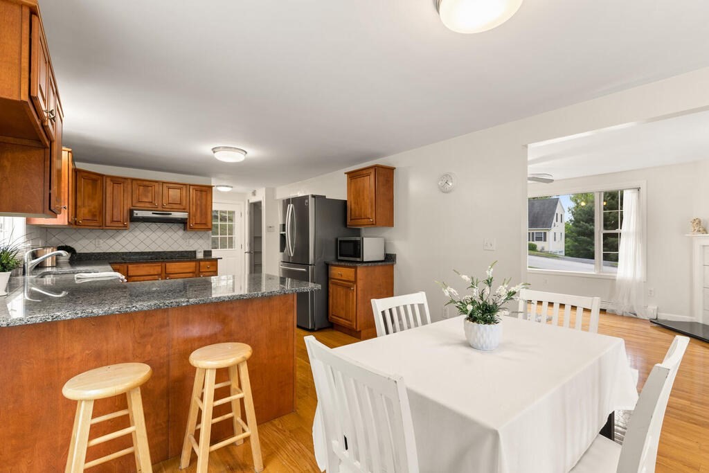 34 Sarah Drive Worcester, MA 01607 - Photo 12 of 36 Gallery Image 12