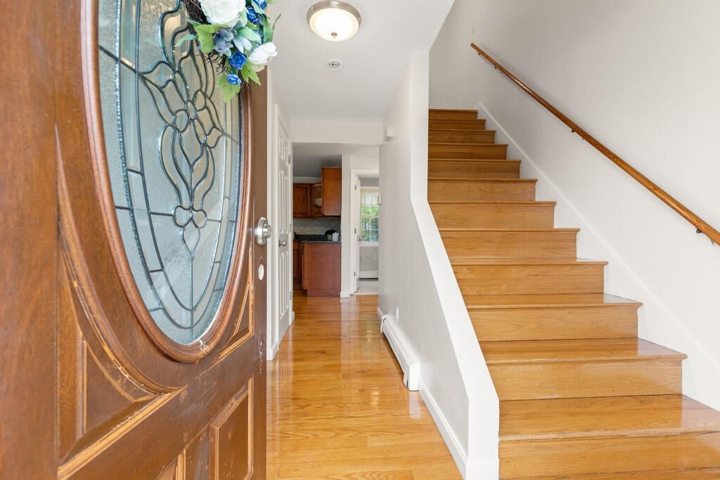 34 Sarah Drive Worcester, MA 01607 - Photo 5 of 36 Gallery Image 5