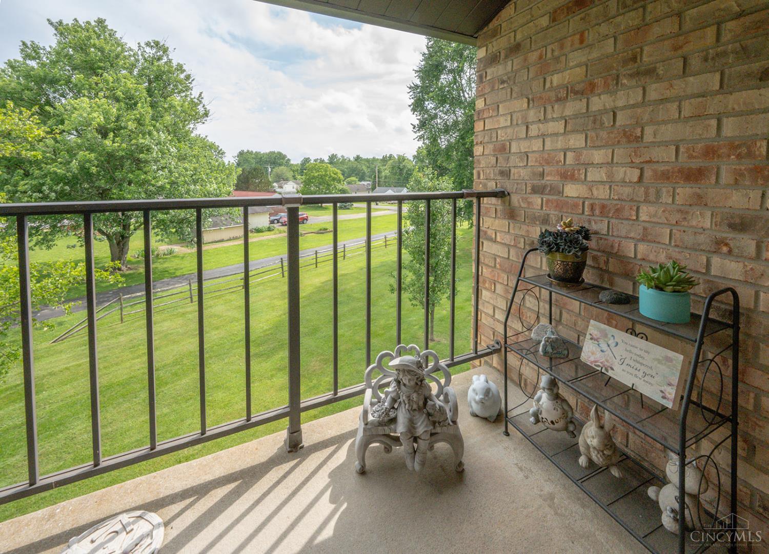 541 Davis Road, Unit 10 Cincinnati, OH 45255 - Photo 8 of 19