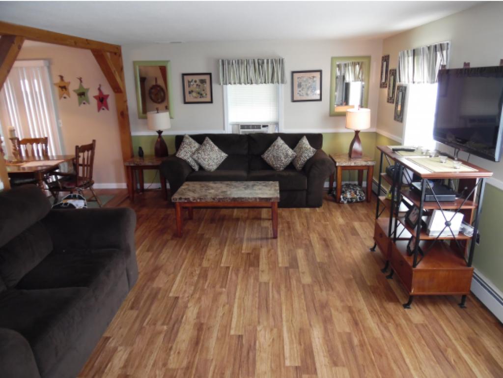 6 R Tiger Tail Circle Derry, NH 03038 - Photo 5 of 20