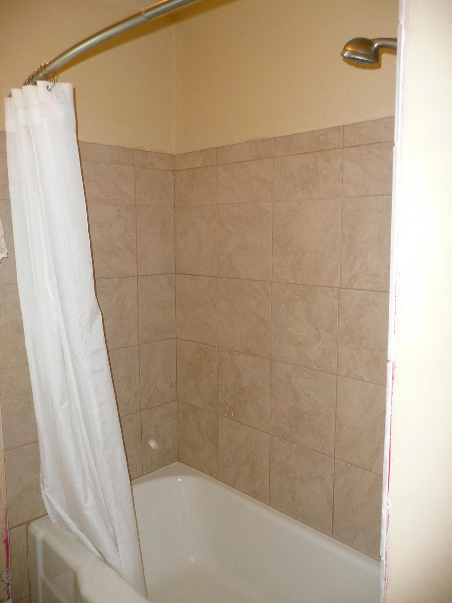 315 Taylor Road Knoxville, TN 37920 - Photo 14 of 27 guest bath