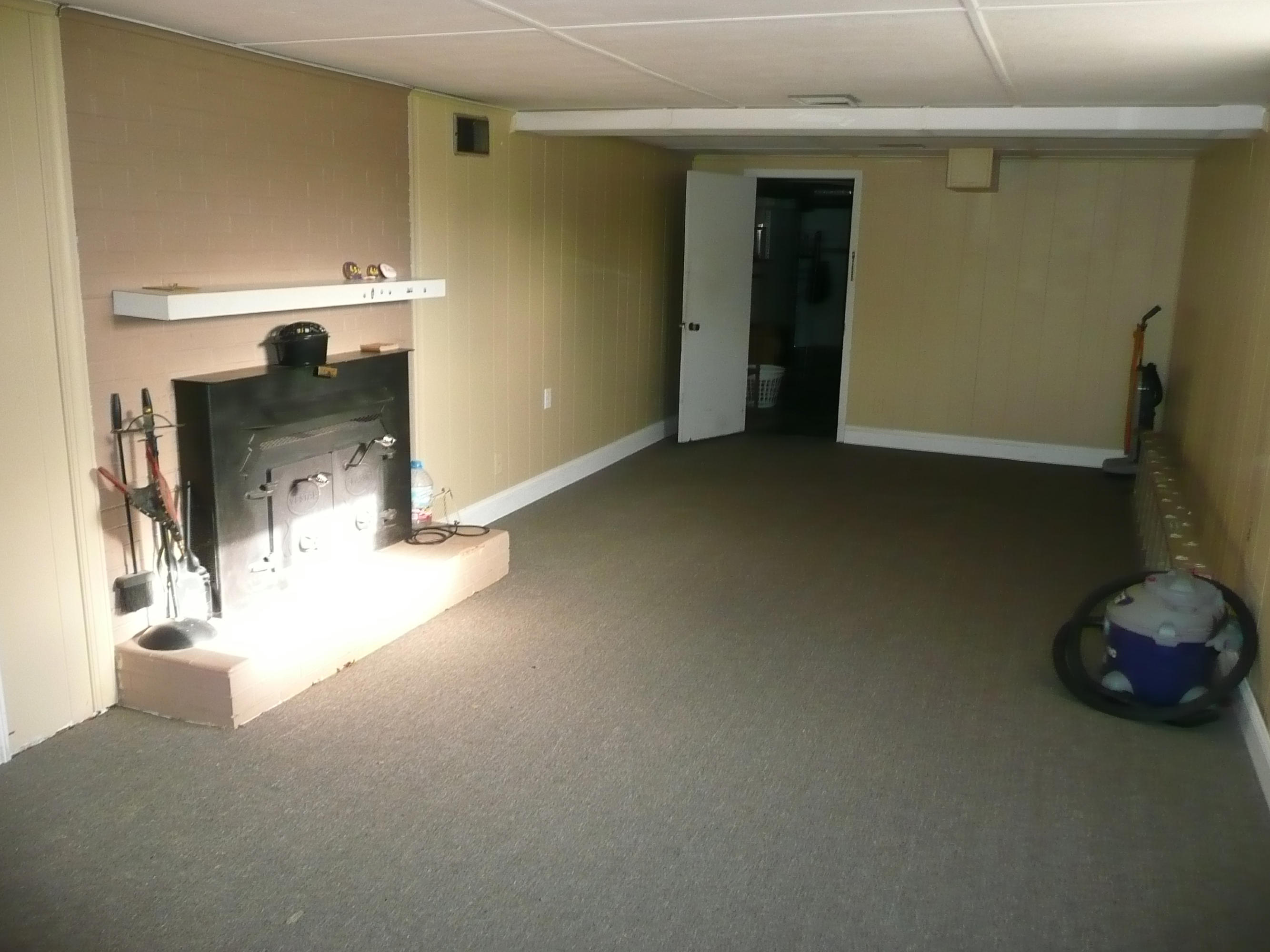 315 Taylor Road Knoxville, TN 37920 - Photo 19 of 27 Basement Rec Room