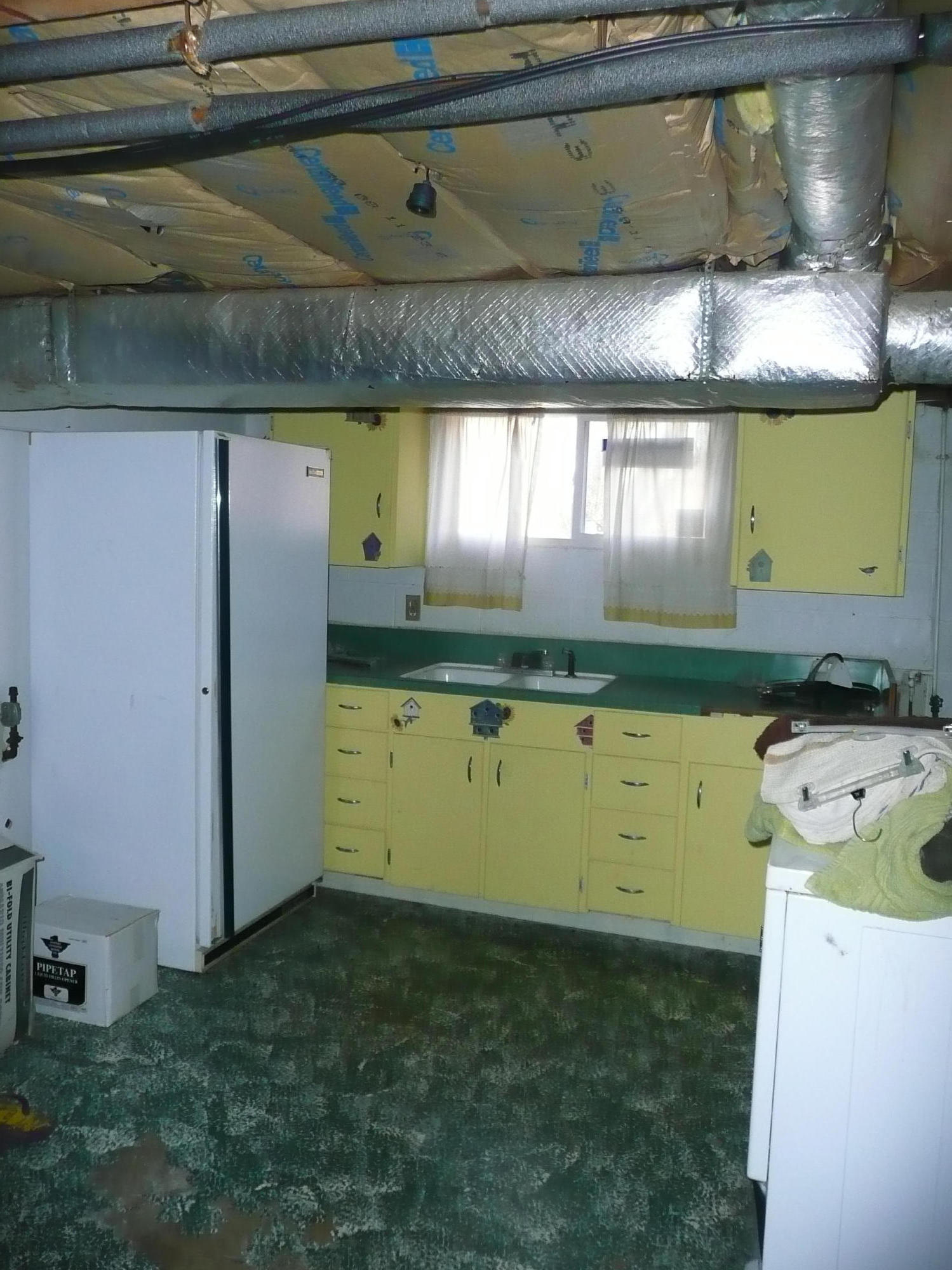 315 Taylor Road Knoxville, TN 37920 - Photo 21 of 27 separate kitchennett in basement