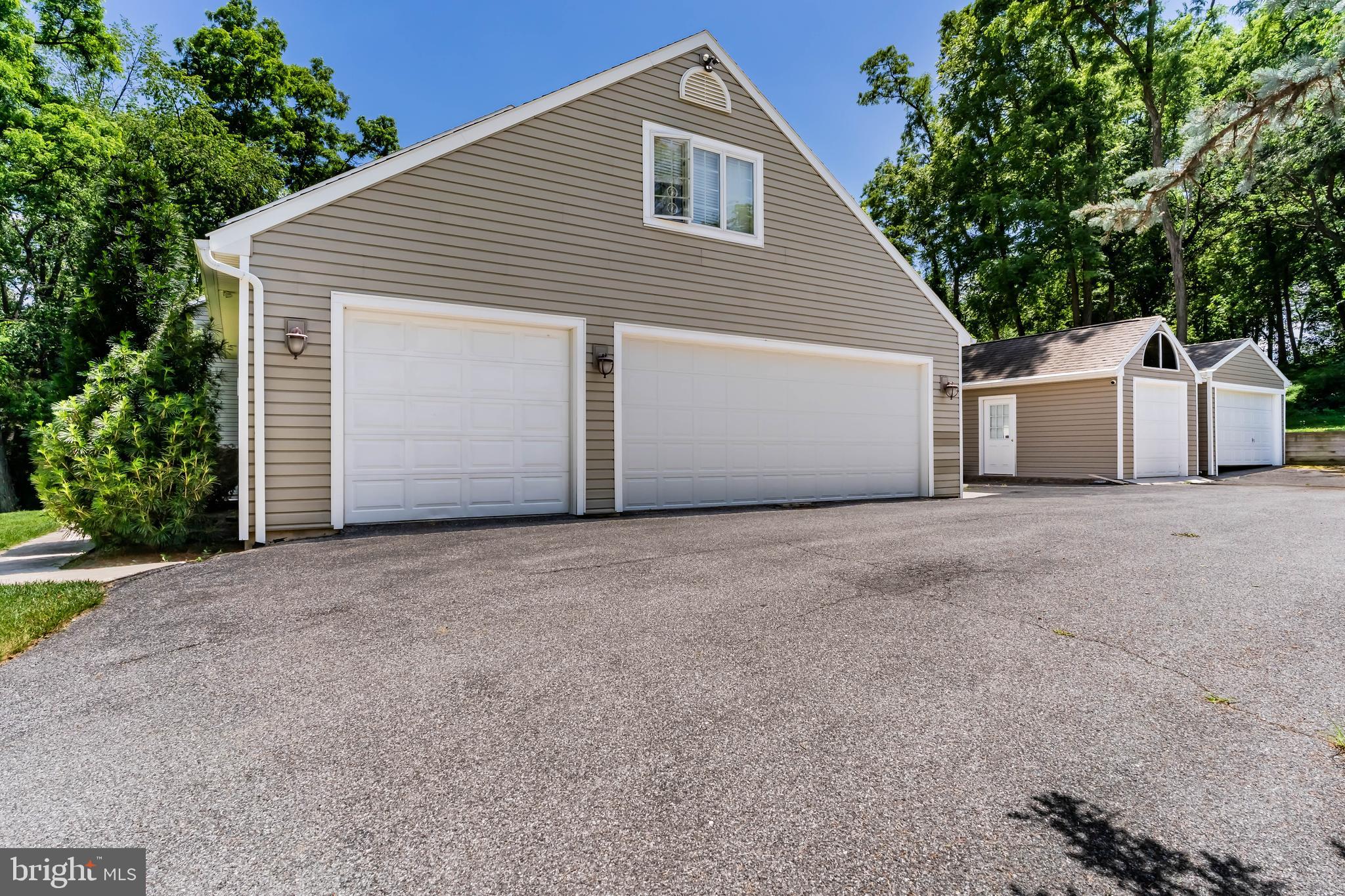 176 Richland Road Carlisle, PA 17015 - Photo 55 of 59 a view of garage and yard