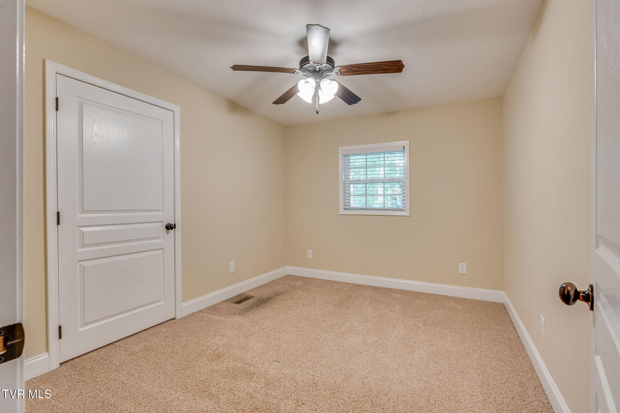 258 Providence Road Telford, TN 37690 - Photo 21 of 41 017