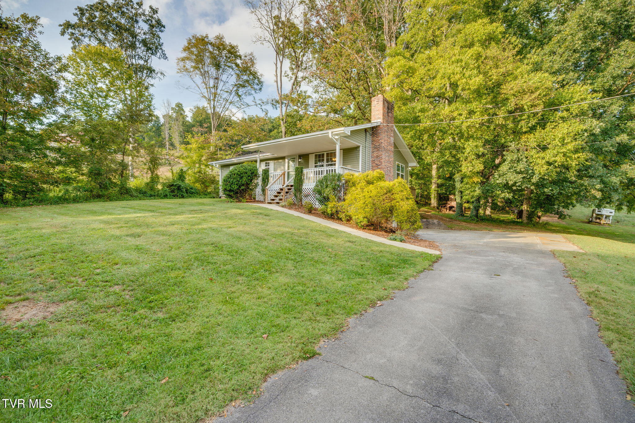 258 Providence Road Telford, TN 37690 - Photo 4 of 41 003