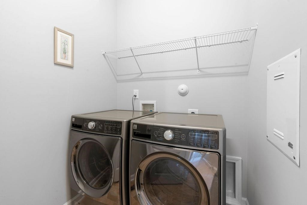 6653 Perry Creek Road Raleigh, NC 27616 - Photo 20 of 29 Laundry