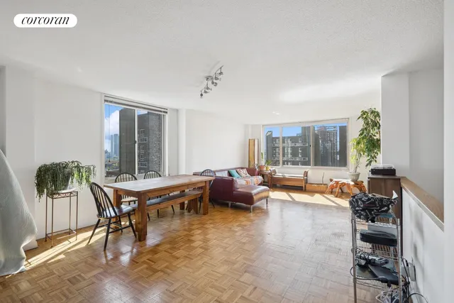 $1,295,000 | 555 Main Street, Unit 1710 | Roosevelt Island