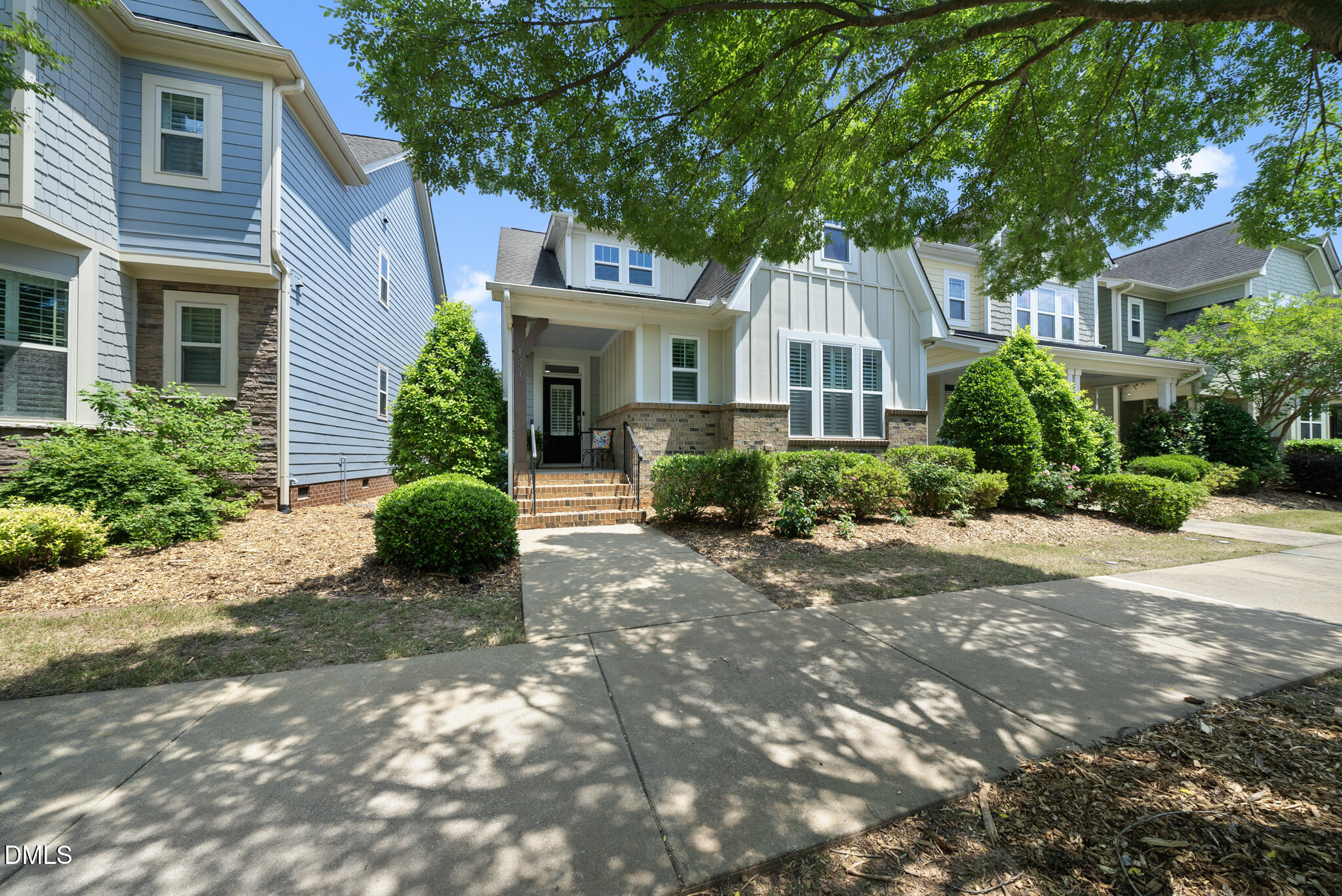 1524 Crafton Way Raleigh, NC 27607 - Photo 2 of 46 DSC03369