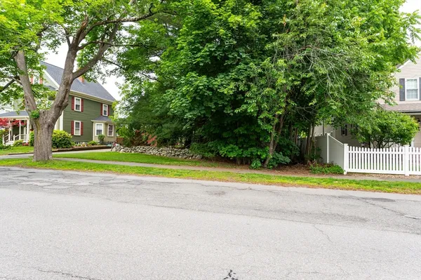 $200,000 | 63 Adams Street, Danvers, MA 01923