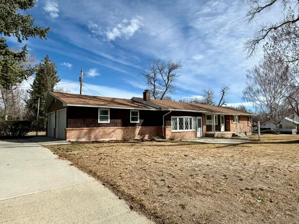 $360,000 | 204 West Sunset Drive, Riverton, WY 82501