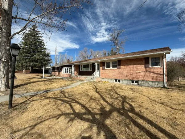 $360,000 | 204 West Sunset Drive, Riverton, WY 82501