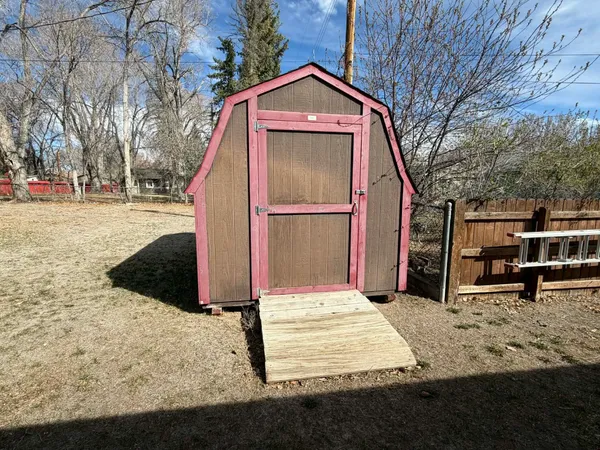 $360,000 | 204 West Sunset Drive, Riverton, WY 82501