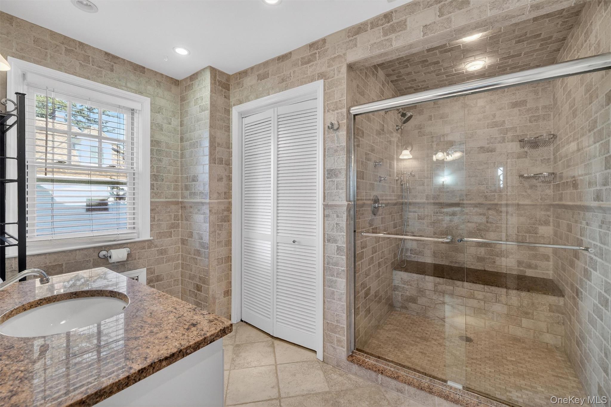 9 Ridgeview Avenue White Plains, NY 10606 - Photo 28 of 50 Ensuite