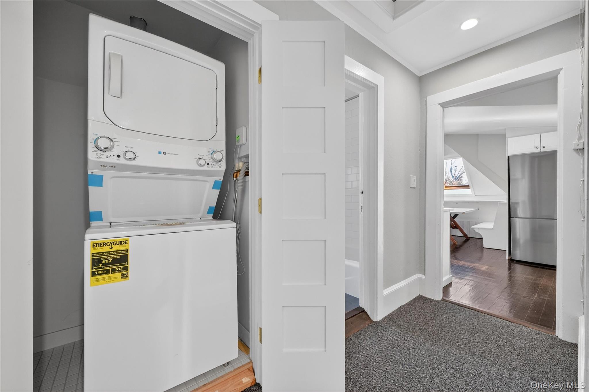 9 Ridgeview Avenue White Plains, NY 10606 - Photo 42 of 50 Apartment Laundry