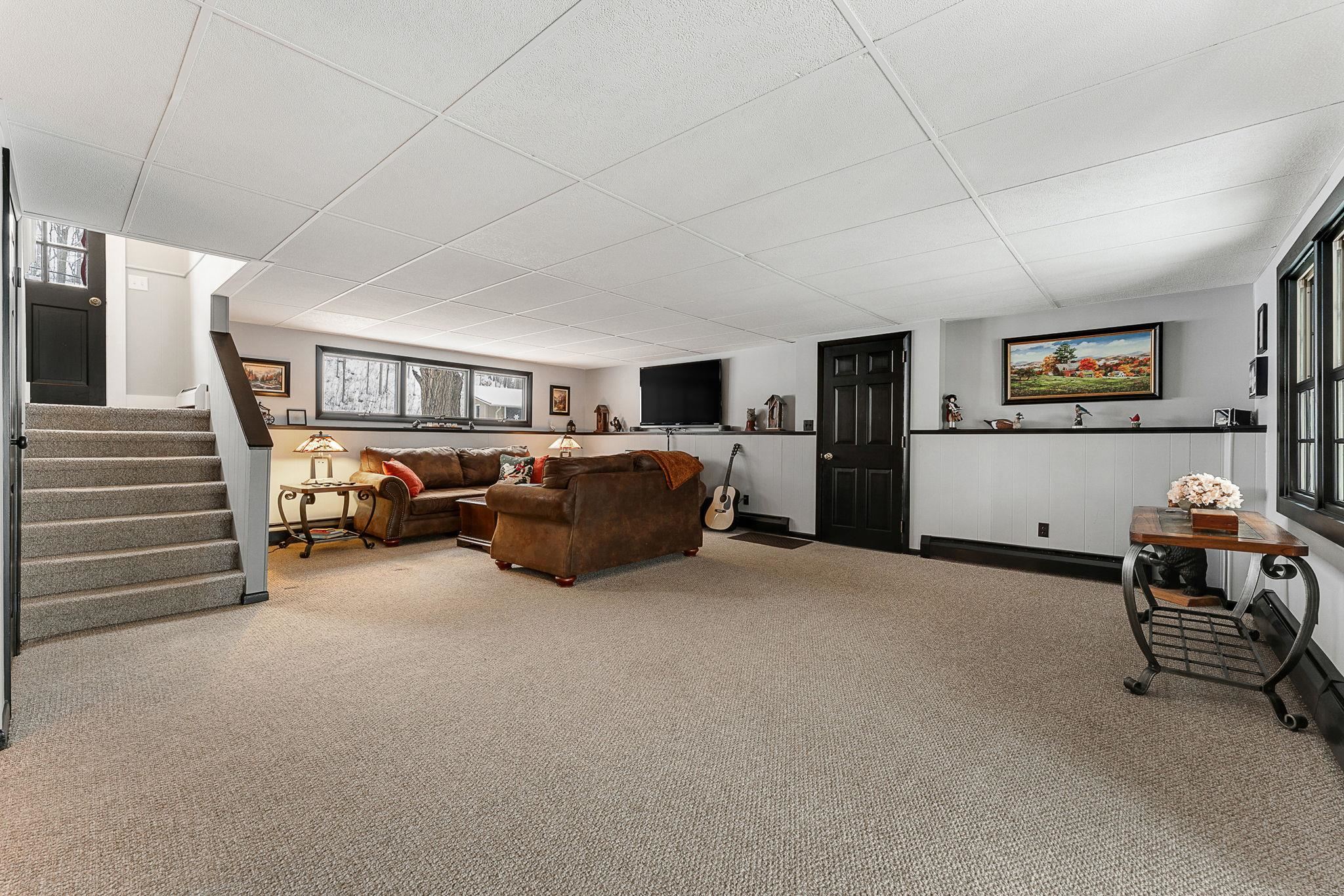 40 Sheridan Street Barre, VT 05641 - Photo 34 of 45