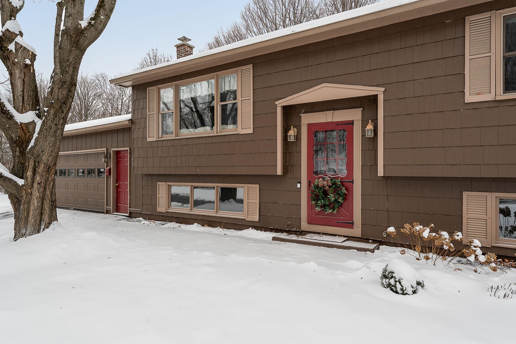 40 Sheridan Street Barre, VT 05641 - Photo 4 of 45