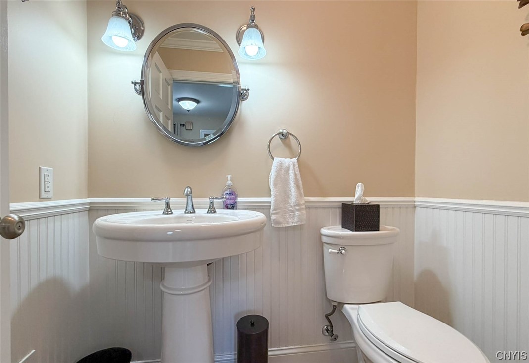 4 Gilbert Road New Hartford, NY 13413 - Photo 13 of 50