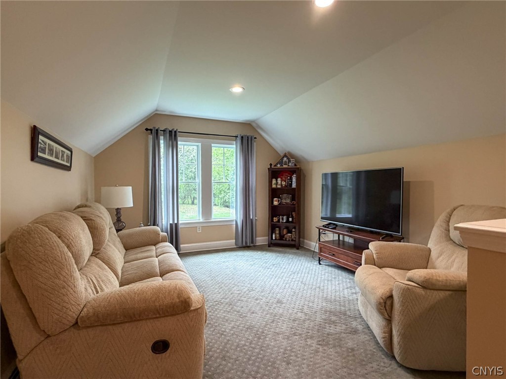 4 Gilbert Road New Hartford, NY 13413 - Photo 14 of 50