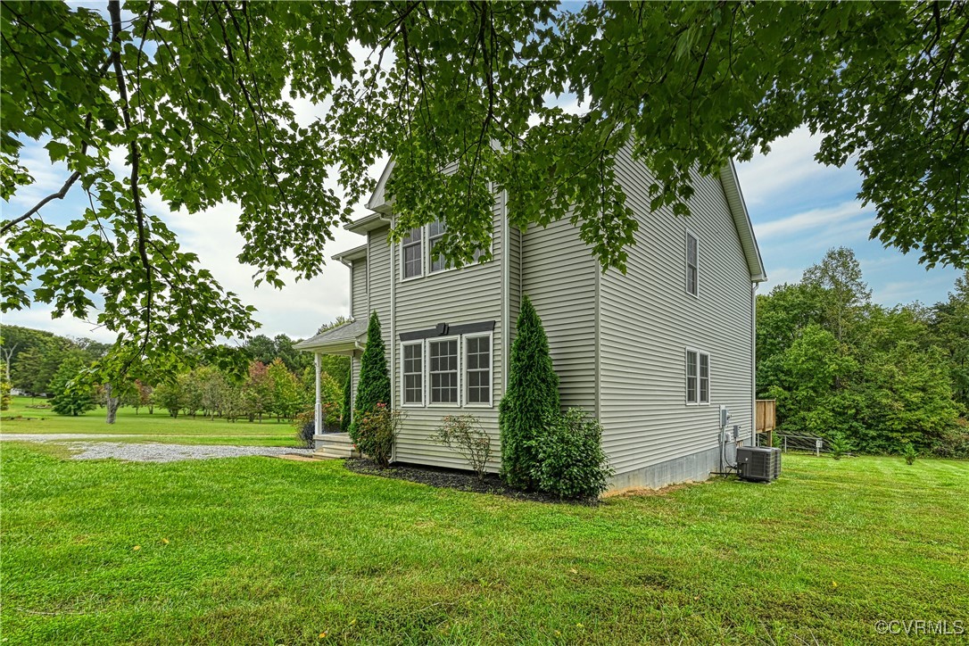 1934 Kennon Road Mineral, VA 23117 - Photo 4 of 48 Gallery Image 4