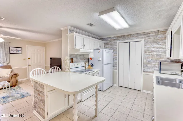 $2,300 | 101 Pittman Drive, Long Beach, MS 39560