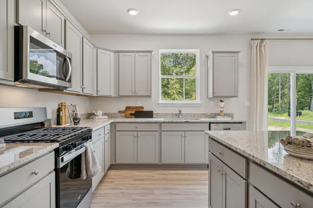 $491,325 | 573 Lk Rdg Boulevard, Summerville, SC 29486