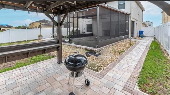 1966 Hawks View Drive Ruskin, FL 33570 - Photo 17 of 18