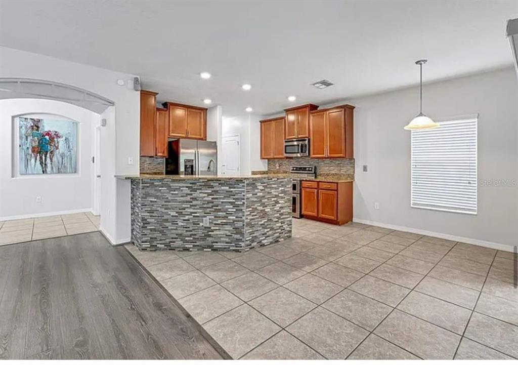 1966 Hawks View Drive Ruskin, FL 33570 - Photo 5 of 18